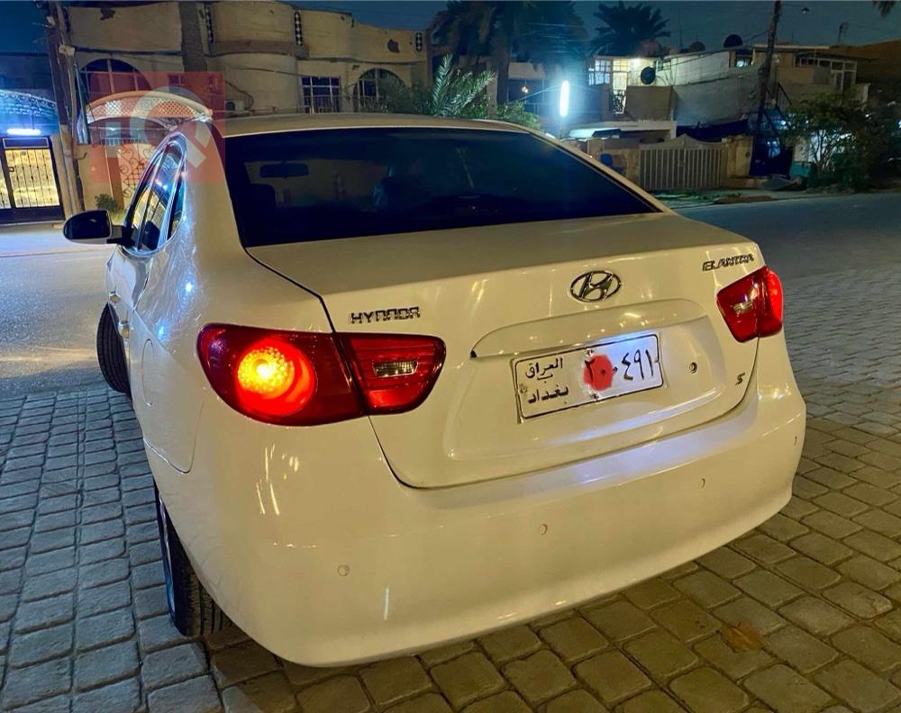 هیوندای ئەلەنترا